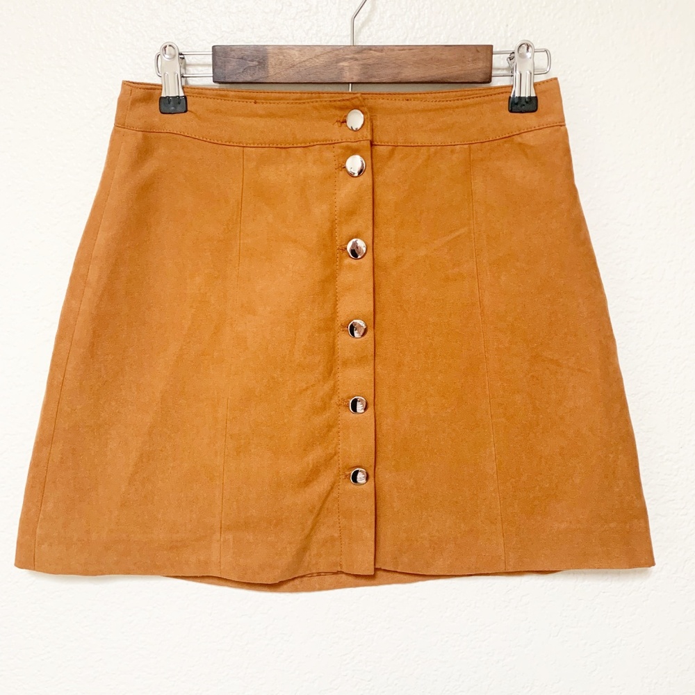 DIVIDED | Button Down Camel Colored Skirt 8